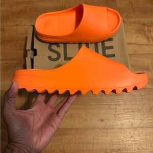 Yeezy Slide Vibrant Orange Sandals SZ 11